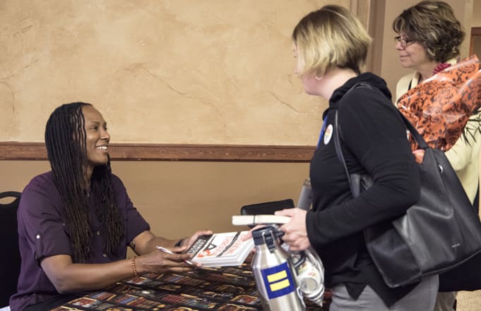 Booksigning with Chamique Holdsclaw