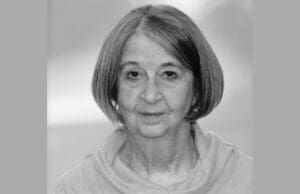 Sharon Anderson receives Alumni Distinguished Service Award